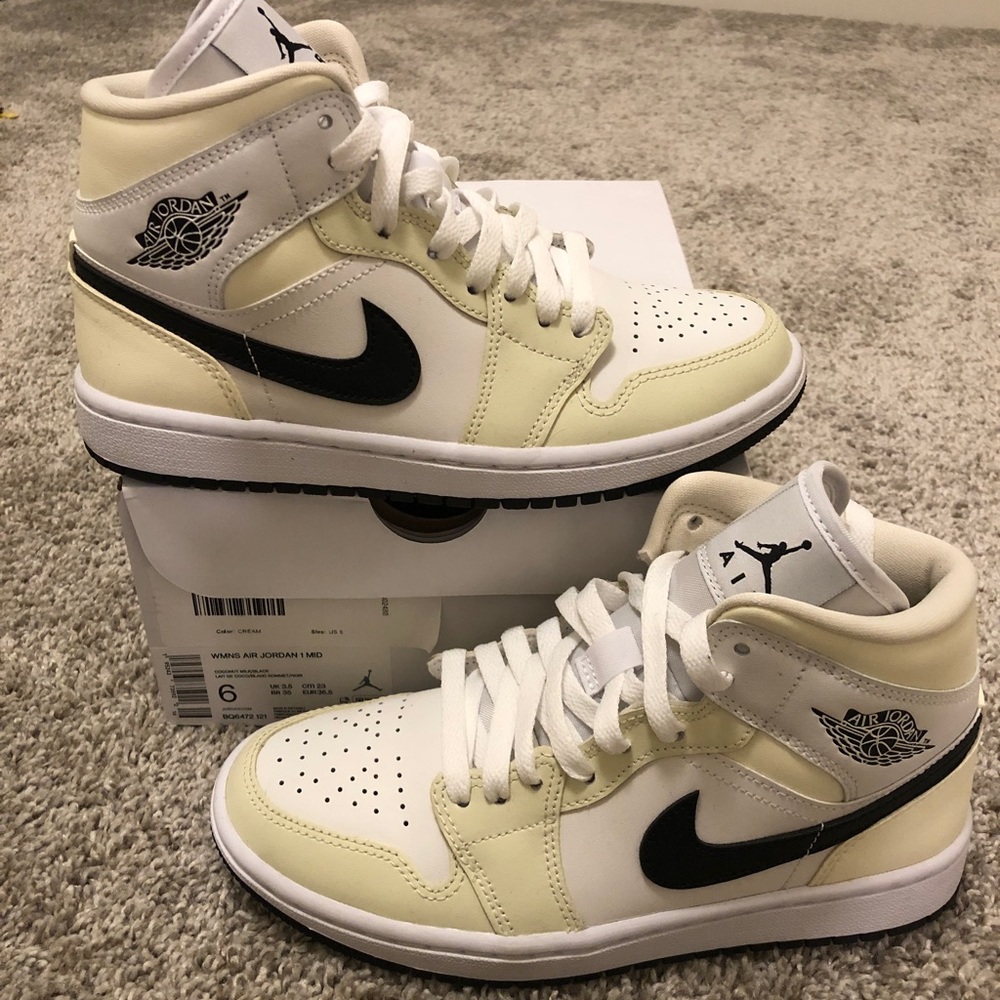 WMNS Jordan 1 Mid “Coconut Milk” | Size: 6 wmns